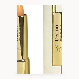 Pomadka wzmacniająca kolor ust 3,8 g – Color Booster Lipstick - detal produktu