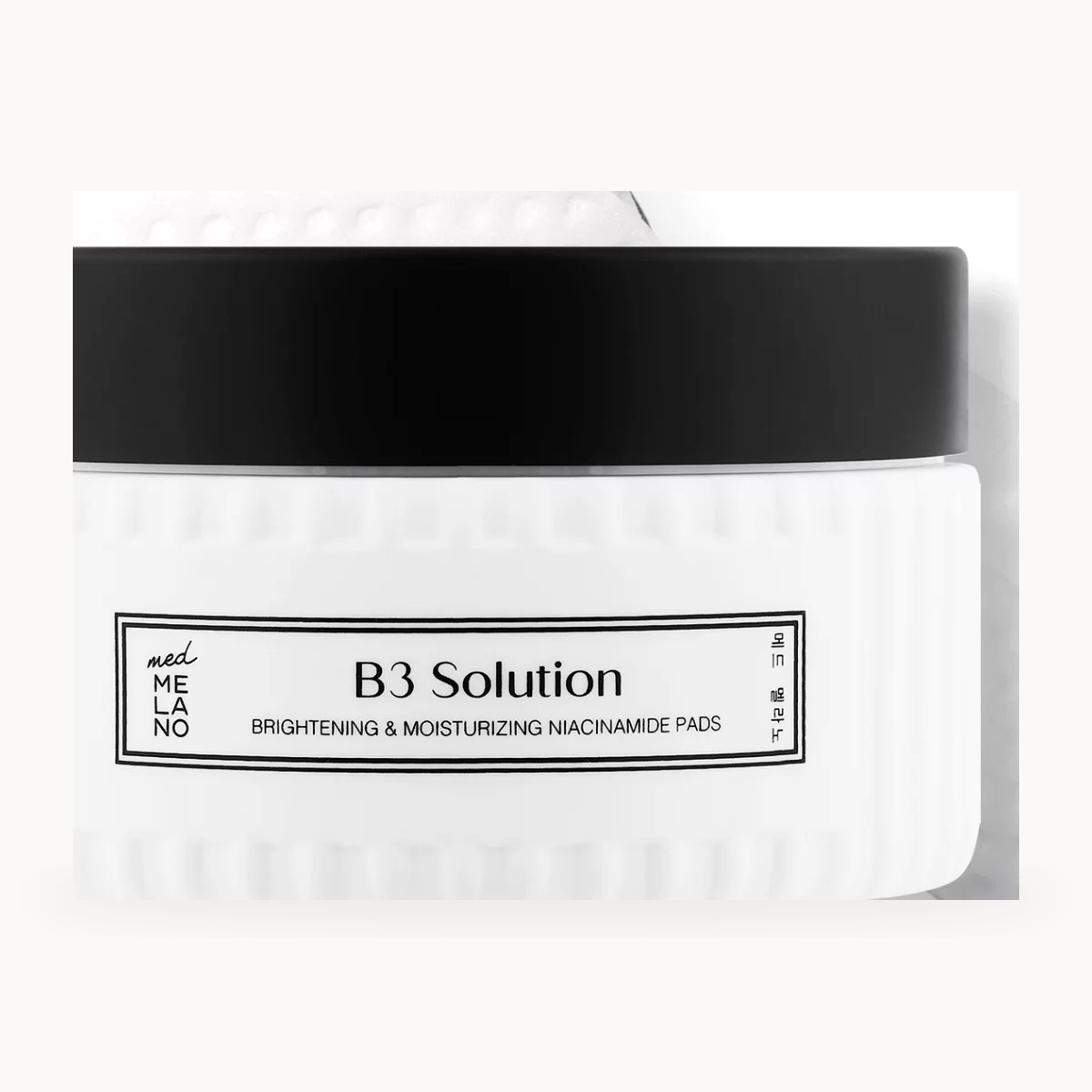B3 Solution płatki z niacynamidem rozjaśniająco-normalizujące 90 ml / 45 szt. - detal produktu