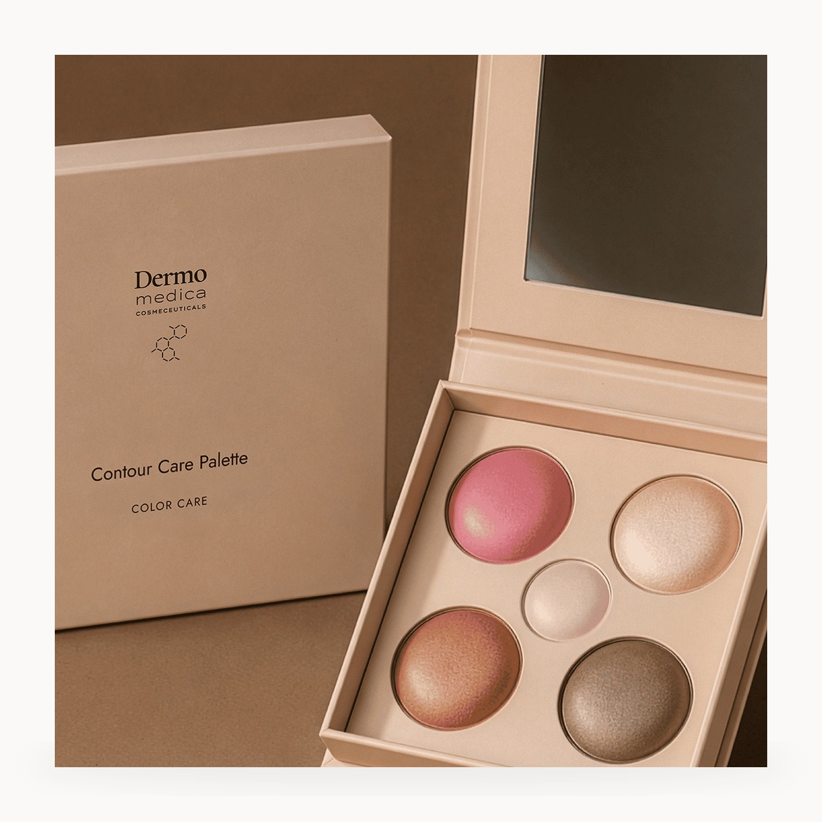 Paleta do konturowania 4 x 2,7 g + 0,85 g – Contour Care Palette - detal produktu